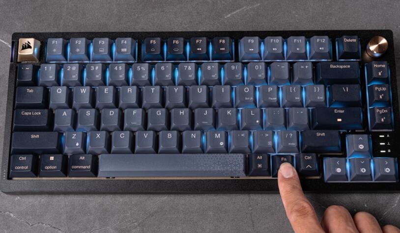 CORSAIR K65 PLUS WIRELESS机械键盘开箱