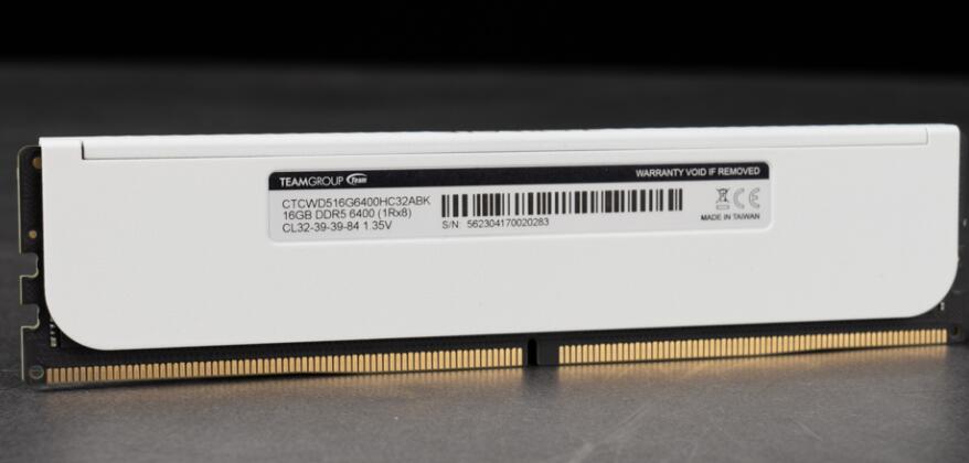 T-CREATE EXPERT DDR5 6400 MHz 32GB（2x16GB）內存开箱评测