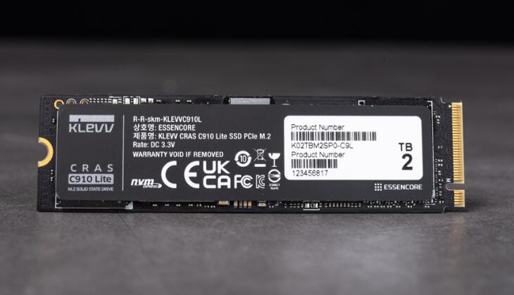 KLEVV CRAS C910 Lite 2TB SSD开箱评测